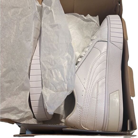 Puma Cali Star White Leather Lace Up Sneakers Size 8 NIB - Picture 10 of 12